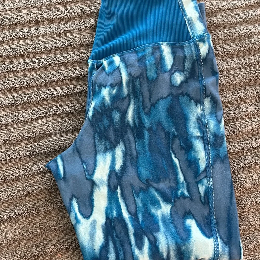Nike “DRI FIT” Capri leggings - Picture 7 of 7